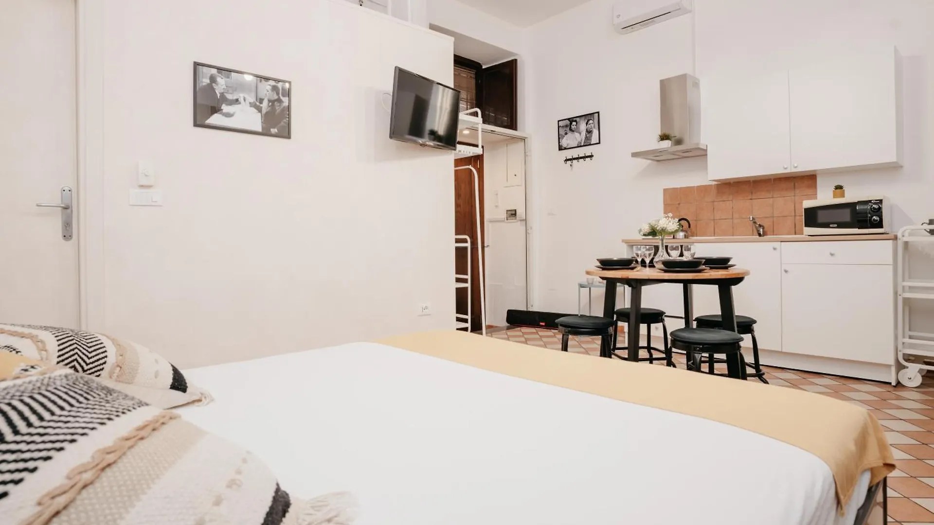 San Marcellino By Casanapoletana Apartment Naples